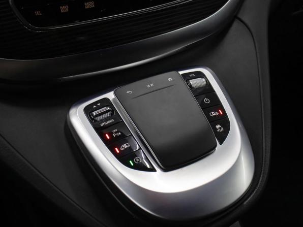 Mercedes-Benz V-Класс III (W447) Рестайлинг с пробегом 2022 года, цена 7 498 000 рублей, 52783 км, минивэн, Автокод Объявления