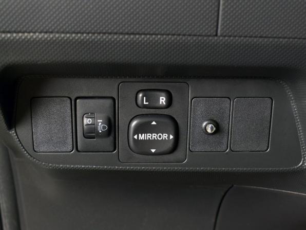 Toyota Auris I с пробегом 2007 года, цена 649 999 рублей, 109755 км, хэтчбек, Автокод Объявления
