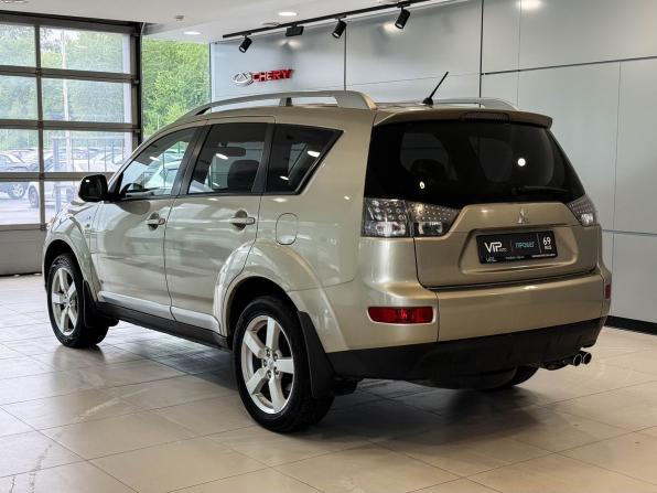 Mitsubishi Outlander II с пробегом 2007 года, цена 1 135 000 рублей, 173693 км, внедорожник, Автокод Объявления