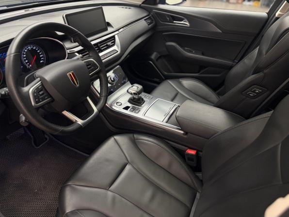 Hongqi H5 I с пробегом 2022 года, цена 2 099 000 рублей, 38000 км, седан, Автокод Объявления