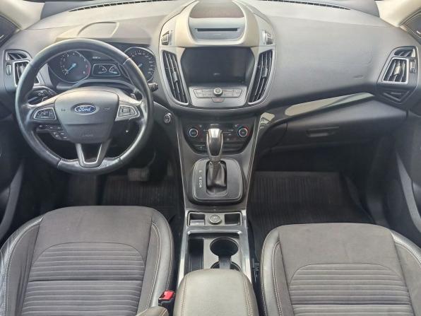 Ford Kuga II Рестайлинг с пробегом 2017 года, цена 1 399 000 рублей, 242286 км, внедорожник, Автокод Объявления