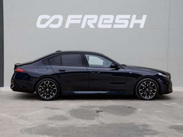 BMW 5 серии VIII (G60/G61/G68) с пробегом 2023 года, цена 6 750 000 рублей, 39342 км, седан, Автокод Объявления