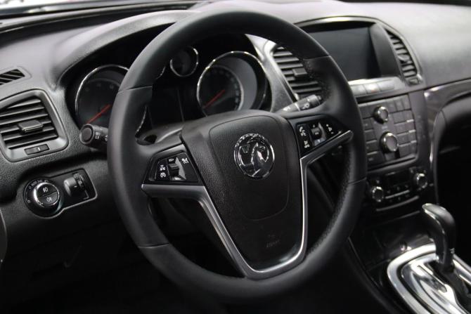 Opel Insignia I с пробегом 2012 года, цена 925 250 рублей, 181727 км, седан, Автокод Объявления