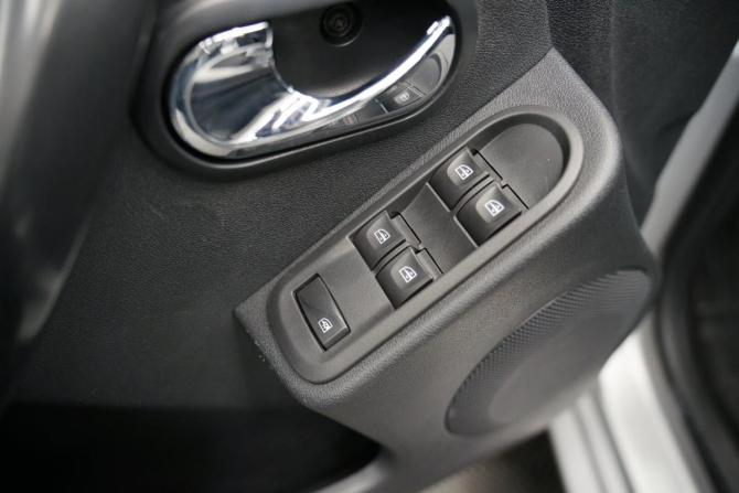 Renault Duster I Рестайлинг с пробегом 2018 года, цена 1 547 000 рублей, 101000 км, внедорожник, Автокод Объявления