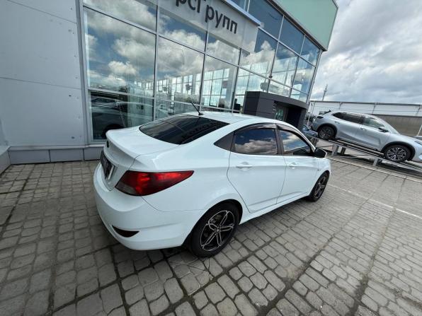 Hyundai Solaris I с пробегом 2013 года, цена 850 000 рублей, 114337 км, седан, Автокод Объявления