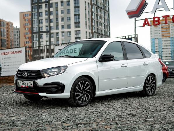 Lada (ВАЗ) Granta I Рестайлинг с пробегом 2024 года, цена 1 319 000 рублей, 18433 км, лифтбек, Автокод Объявления