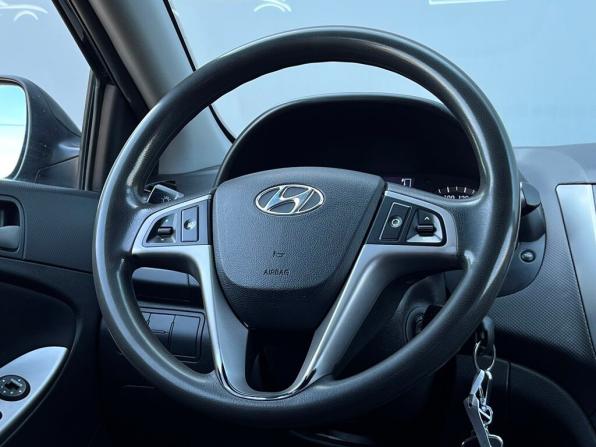 Hyundai Solaris I Рестайлинг с пробегом 2014 года, цена 697 700 рублей, 184074 км, седан, Автокод Объявления