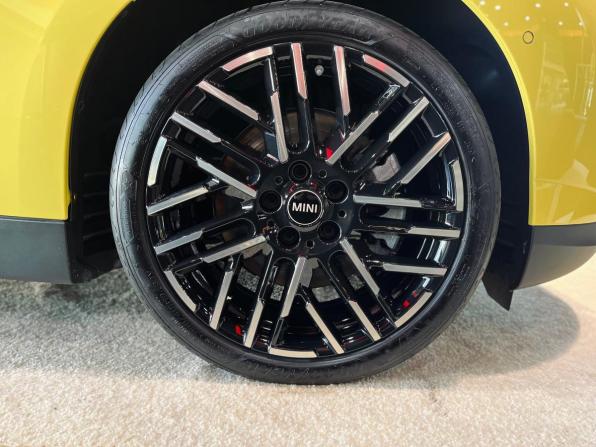 Mini Hatch IV (F65/F66/J01) с пробегом 2025 года, цена 5 590 000 рублей, 3380 км, хэтчбек, Автокод Объявления