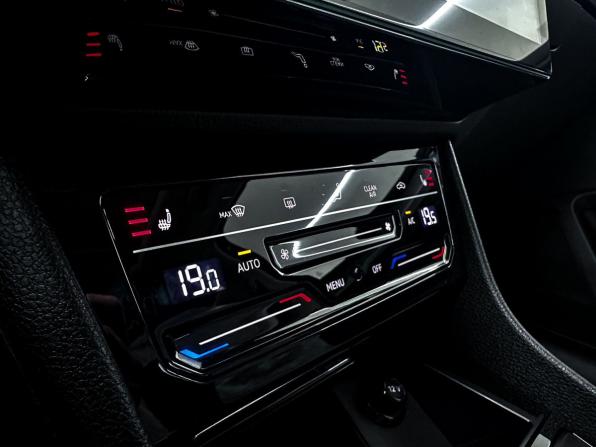 Skoda Superb III Рестайлинг с пробегом 2025 года, цена 3 255 000 рублей, 74 км, лифтбек, Автокод Объявления
