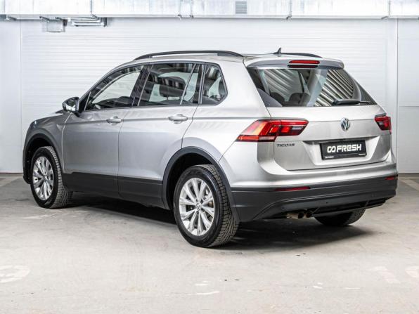 Volkswagen Tiguan II с пробегом 2019 года, цена 2 299 000 рублей, 90246 км, внедорожник, Автокод Объявления