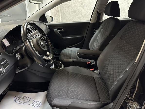 Volkswagen Polo V Рестайлинг с пробегом 2018 года, цена 1 325 000 рублей, 96269 км, седан, Автокод Объявления