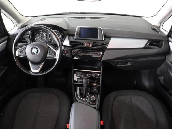BMW 2 серии Active Tourer F45 с пробегом 2017 года, цена 1 799 000 рублей, 71458 км, компактвэн, Автокод Объявления