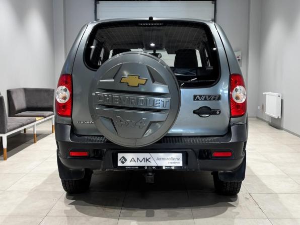 Chevrolet Niva I Рестайлинг с пробегом 2015 года, цена 618 570 рублей, 136044 км, внедорожник, Автокод Объявления
