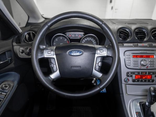 Ford S-MAX I с пробегом 2008 года, цена 795 000 рублей, 255600 км, минивэн, Автокод Объявления