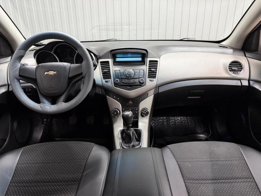 Chevrolet Cruze I Рестайлинг Магнитогорск  - изображение 9