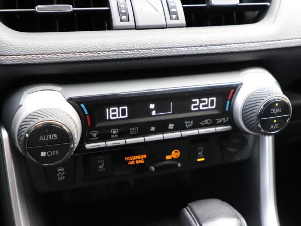Toyota RAV4 V (XA50) с пробегом 2021 года, цена 3 190 000 рублей, 77000 км, внедорожник, Автокод Объявления