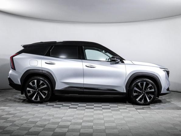 Geely Atlas II с пробегом 2024 года, цена 3 299 000 рублей, 6000 км, внедорожник, Автокод Объявления