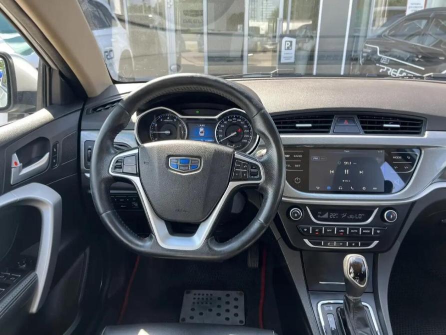 Geely Emgrand 7 I Рестайлинг Воронеж  - изображение 8