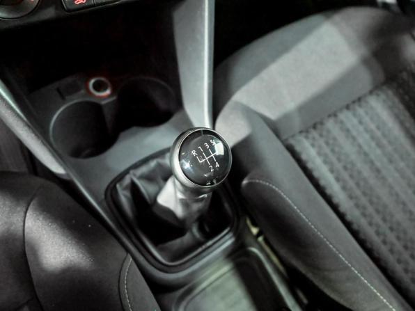 Volkswagen Polo V Рестайлинг с пробегом 2015 года, цена 750 000 рублей, 176991 км, седан, Автокод Объявления