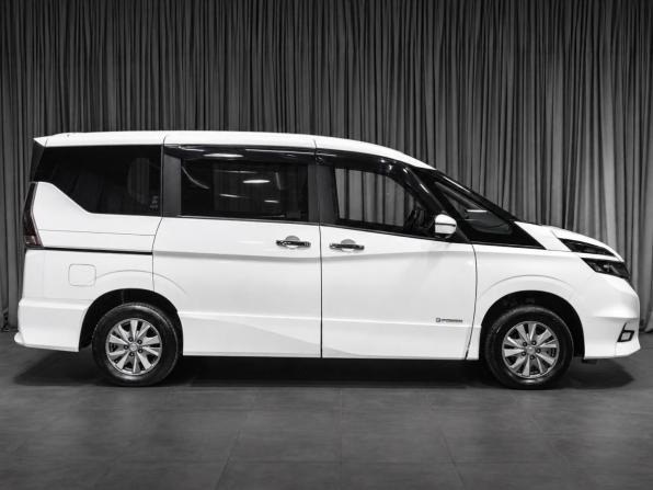 Nissan Serena V (C27) с пробегом 2018 года, цена 2 539 000 рублей, 199182 км, минивэн, Автокод Объявления