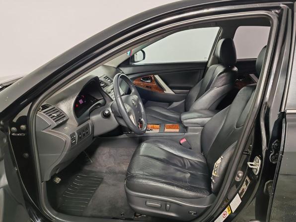 Toyota Camry VI (XV40) Рестайлинг с пробегом 2010 года, цена 1 099 000 рублей, 267826 км, седан, Автокод Объявления
