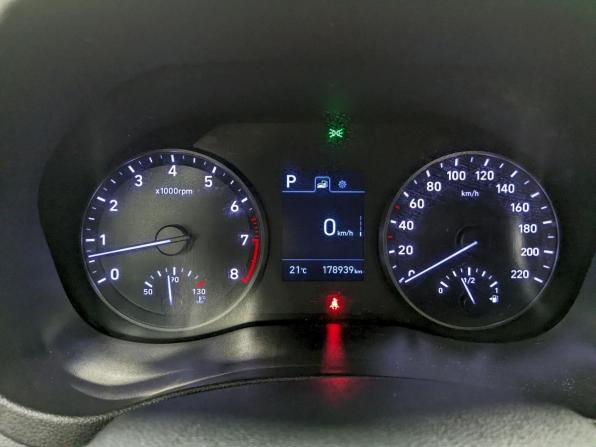 Hyundai Solaris II с пробегом 2019 года, цена 1 240 000 рублей, 178540 км, седан, Автокод Объявления