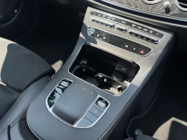 Mercedes-Benz E-Класс V (W213 S213 C238) Рестайлинг с пробегом 2021 года, цена 5 019 000 рублей, 40034 км, седан, Автокод Объявления