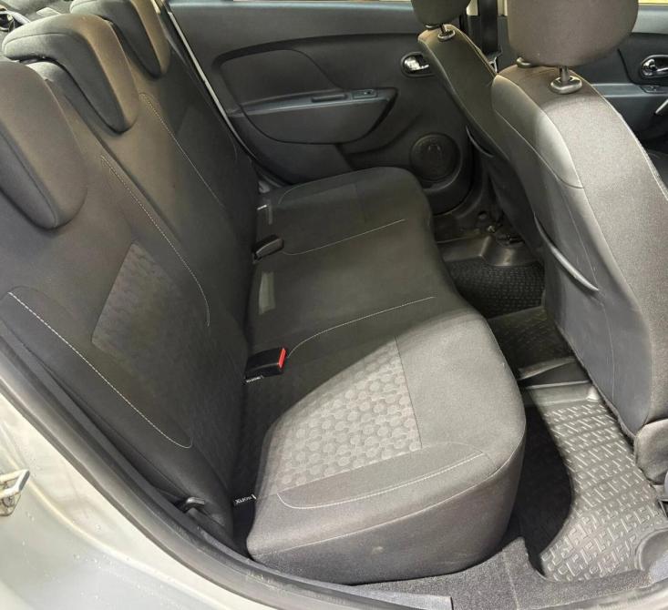 Renault Logan II Санкт-Петербург  - изображение 17