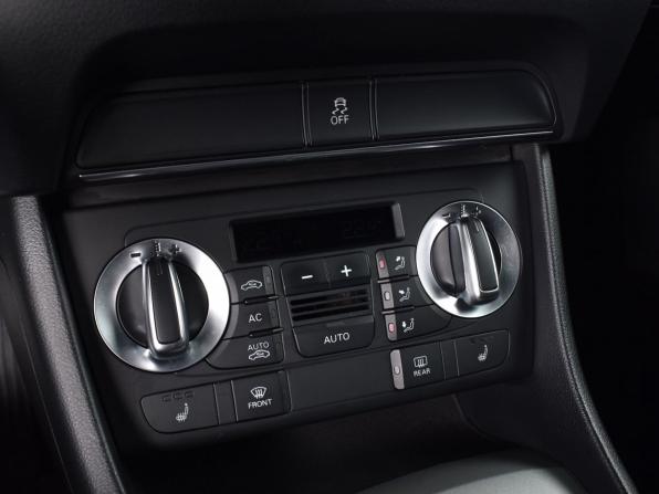Audi Q3 I (8U) с пробегом 2013 года, цена 1 364 995 рублей, 268657 км, внедорожник, Автокод Объявления