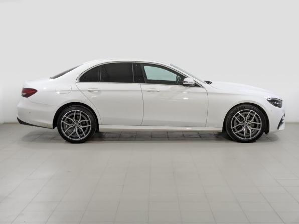 Mercedes-Benz E-Класс V (W213 S213 C238) Рестайлинг с пробегом 2021 года, цена 4 790 000 рублей, 68306 км, седан, Автокод Объявления