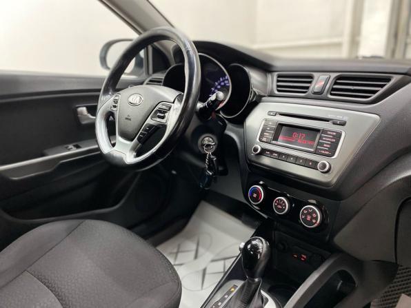 Kia Rio III Рестайлинг с пробегом 2017 года, цена 1 170 000 рублей, 122969 км, седан, Автокод Объявления