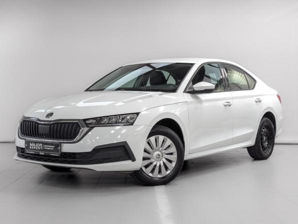 Skoda Octavia IV (A8) с пробегом 2021 года, цена 2 190 000 рублей, 65726 км, лифтбек, Автокод Объявления