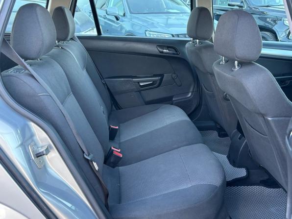 Opel Astra H Рестайлинг с пробегом 2010 года, цена 550 000 рублей, 281717 км, универсал, Автокод Объявления