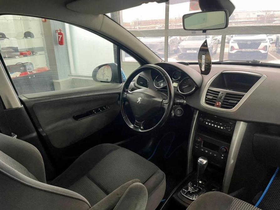 Peugeot 207 I Красноярск  - изображение 4