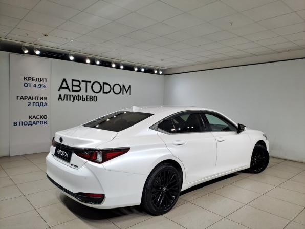 Lexus ES VII Рестайлинг с пробегом 2021 года, цена 4 990 000 рублей, 88000 км, седан, Автокод Объявления