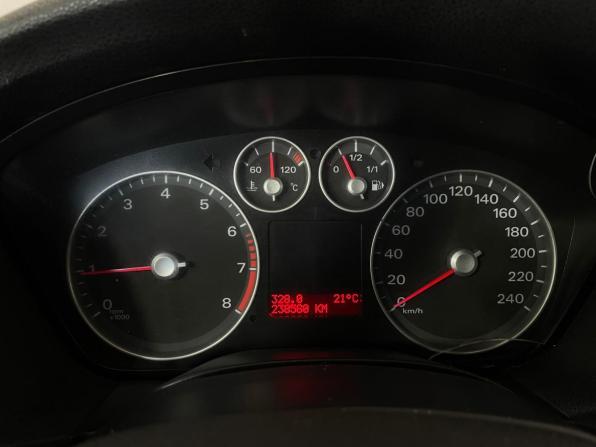 Ford Focus II с пробегом 2008 года, цена 403 000 рублей, 238557 км, седан, Автокод Объявления