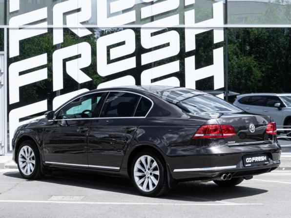 Volkswagen Passat B7 с пробегом 2012 года, цена 940 000 рублей, 282585 км, седан, Автокод Объявления