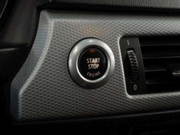 BMW 3 серии V (E90/E91/E92/E93) Рестайлинг с пробегом 2008 года, цена 929 000 рублей, 220809 км, седан, Автокод Объявления
