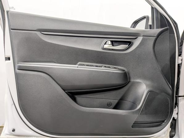 Kia Rio IV Рестайлинг с пробегом 2021 года, цена 1 725 000 рублей, 35989 км, седан, Автокод Объявления