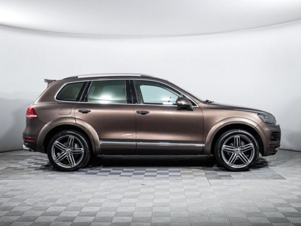 Volkswagen Touareg II с пробегом 2012 года, цена 1 899 000 рублей, 216798 км, внедорожник, Автокод Объявления