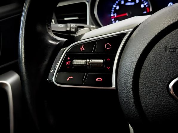 Kia Ceed III с пробегом 2019 года, цена 1 750 000 рублей, 88155 км, хэтчбек, Автокод Объявления