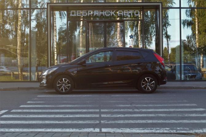Hyundai Solaris I Рестайлинг с пробегом 2016 года, цена 895 000 рублей, 199644 км, хэтчбек, Автокод Объявления