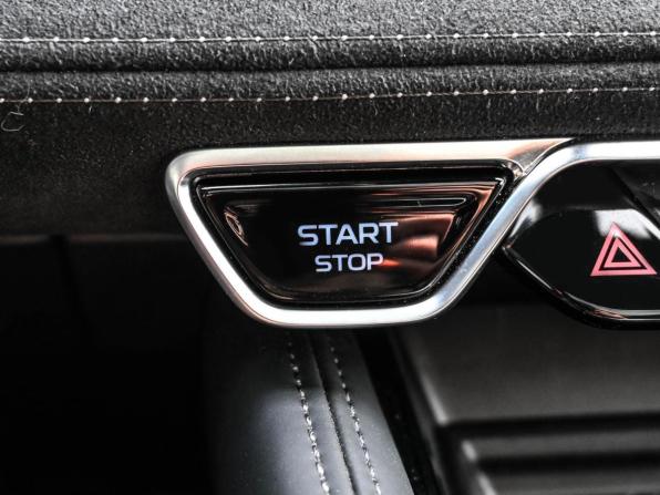 Geely Monjaro I с пробегом 2024 года, цена 3 699 000 рублей, 10289 км, внедорожник, Автокод Объявления