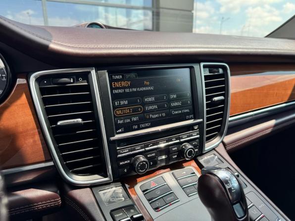Porsche Panamera I с пробегом 2011 года, цена 2 590 000 рублей, 174158 км, лифтбек, Автокод Объявления
