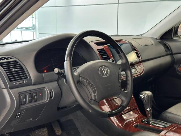 Toyota Camry V (XV30) Рестайлинг с пробегом 2005 года, цена 1 770 000 рублей, 40577 км, седан, Автокод Объявления
