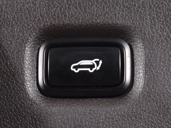 Hyundai Santa Fe IV с пробегом 2019 года, цена 2 699 997 рублей, 139000 км, внедорожник, Автокод Объявления