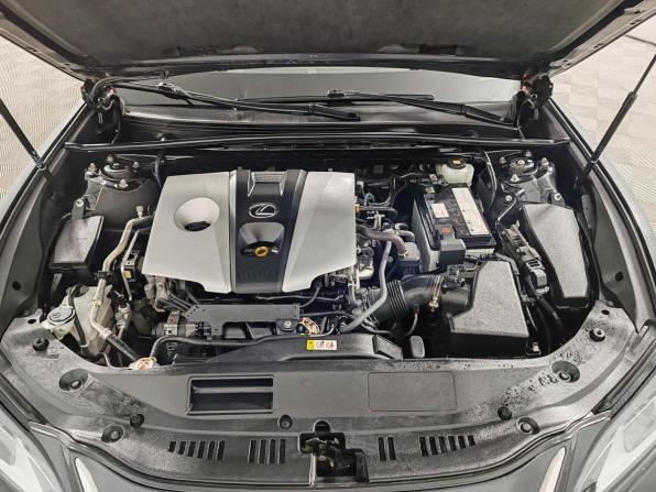 Lexus ES VII с пробегом 2020 года, цена 3 675 000 рублей, 131952 км, седан, Автокод Объявления
