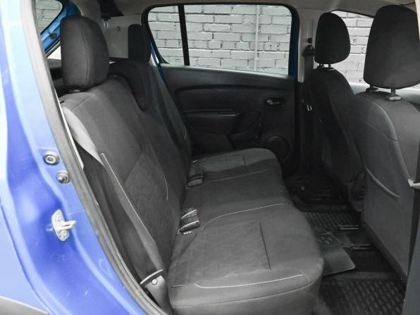 Renault Sandero II Рестайлинг с пробегом 2018 года, цена 920 000 рублей, 192530 км, хэтчбек, Автокод Объявления