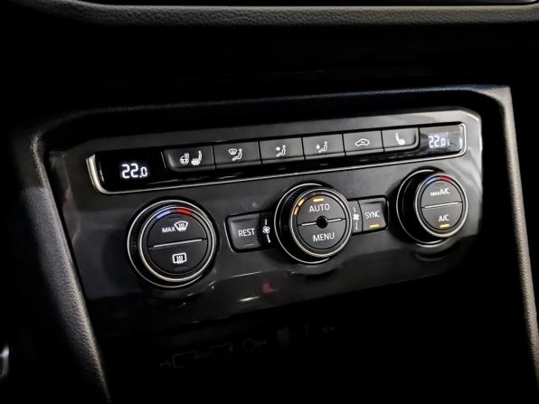 Volkswagen Tiguan II с пробегом 2020 года, цена 3 050 000 рублей, 76255 км, внедорожник, Автокод Объявления