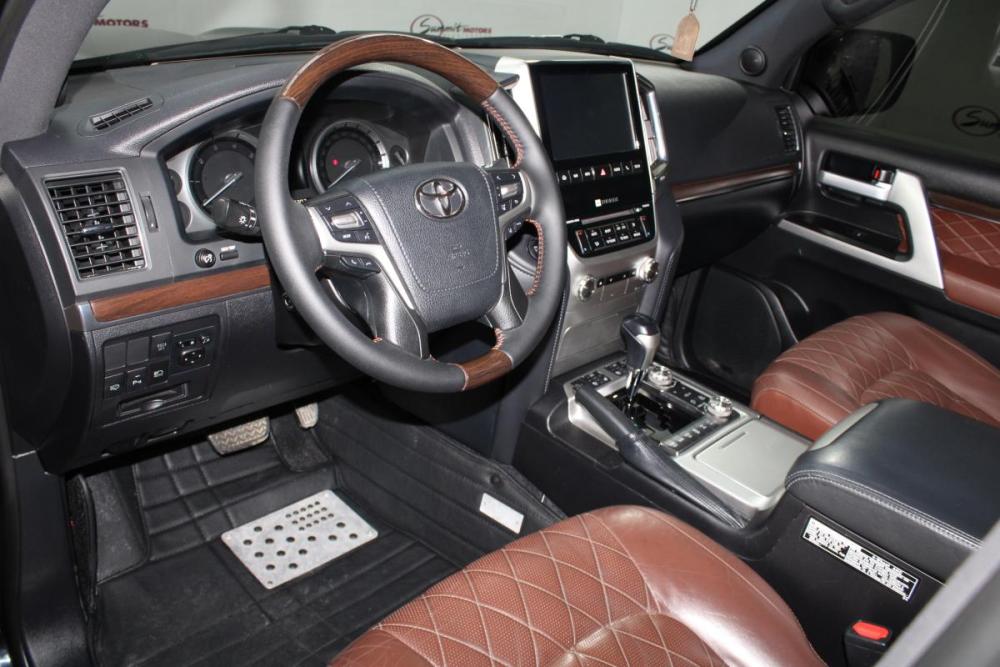 Toyota Land Cruiser 200 Series Рестайлинг 2 Владивосток  - изображение 26